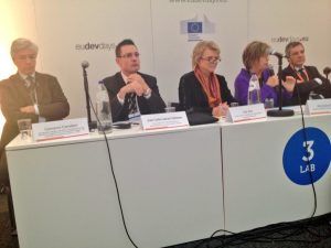 51115035553_e6cb064ff9_b-300x225